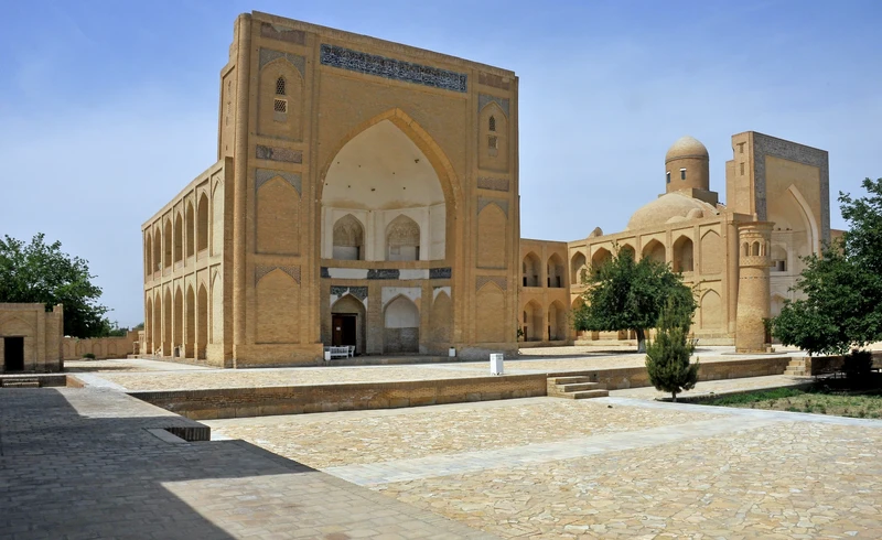 Загородные памятники древней Бухары