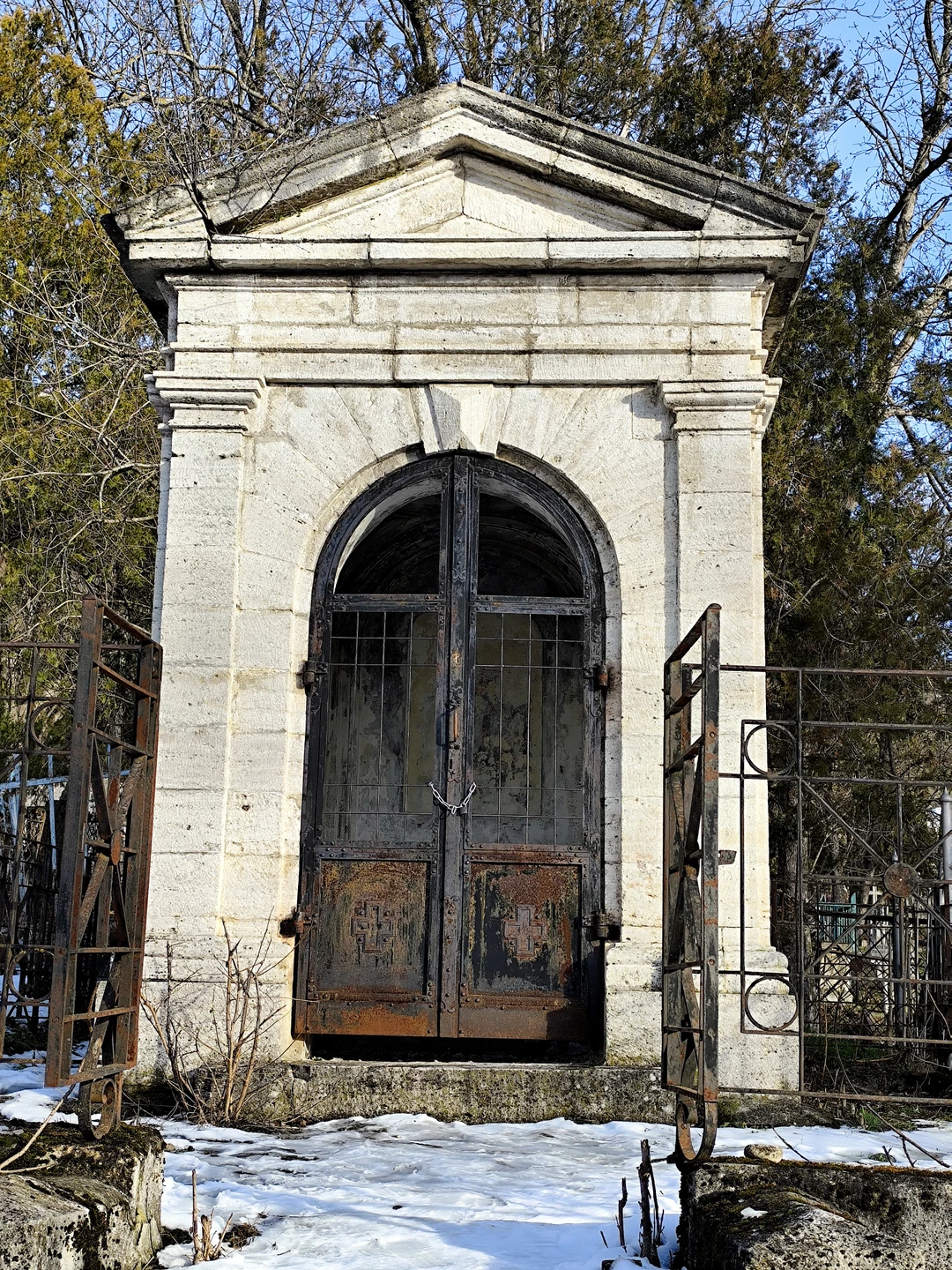 Огромное спасибо Александру за эту прогулку! Я не могу назвать экскурсией такую интересную, насыщенную, информативную и
