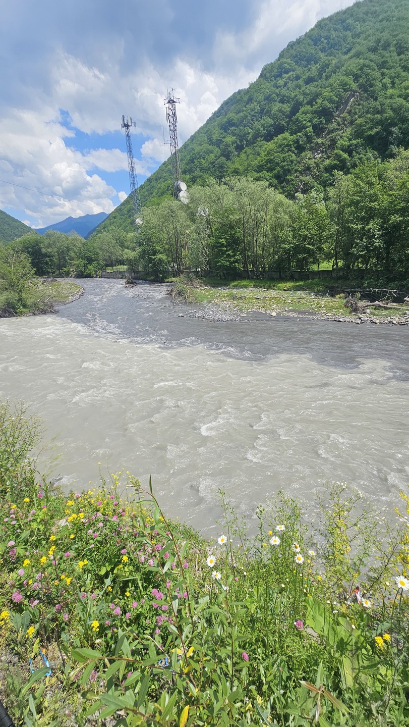 Военно-Грузинская дорога: путь, воплощающий Кавказ (Виктор)