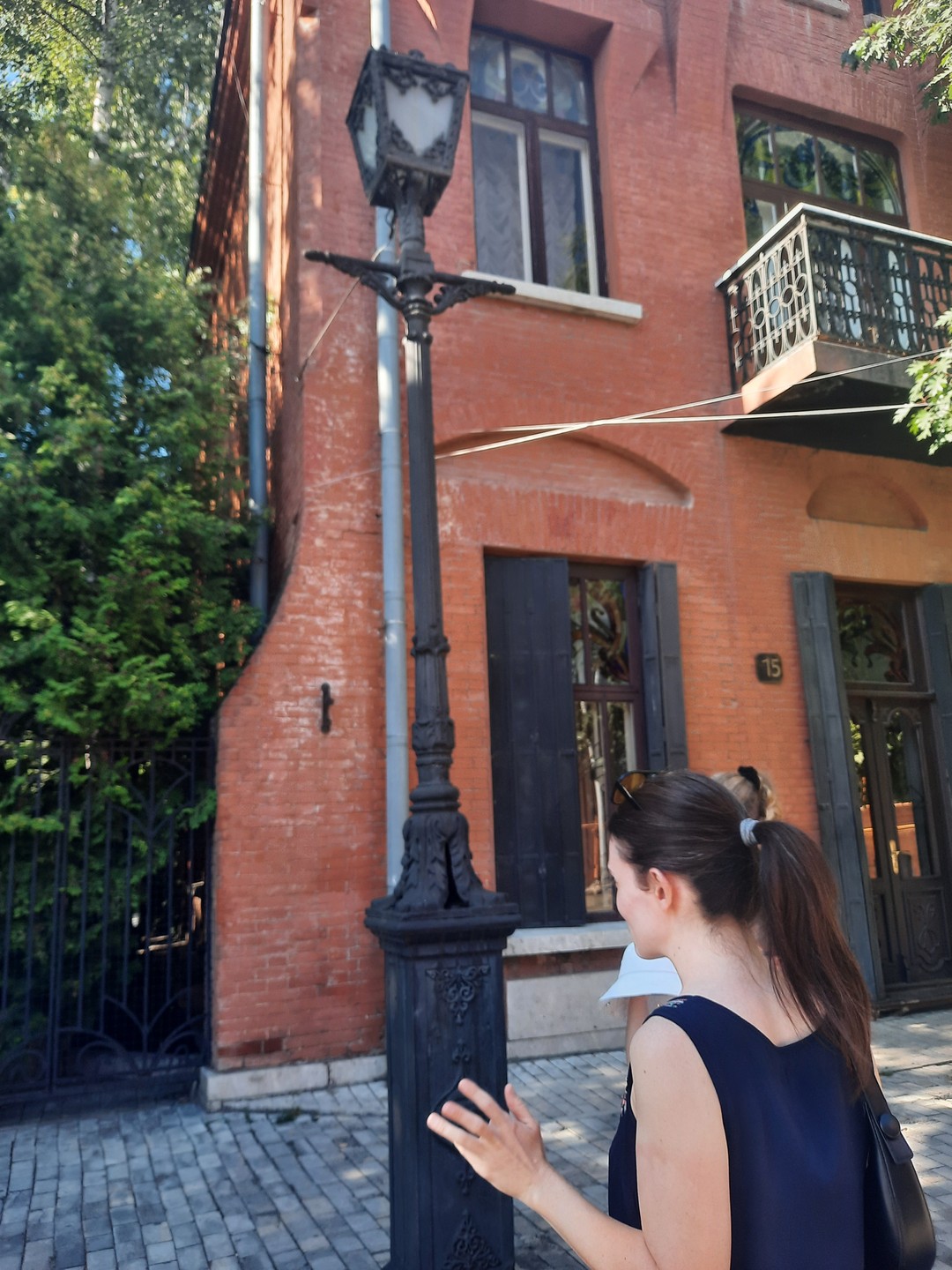 Экскурсия с Зариной очень понравилась, мы мало что знали о поэтах Осетии до приезда во Владикавказ