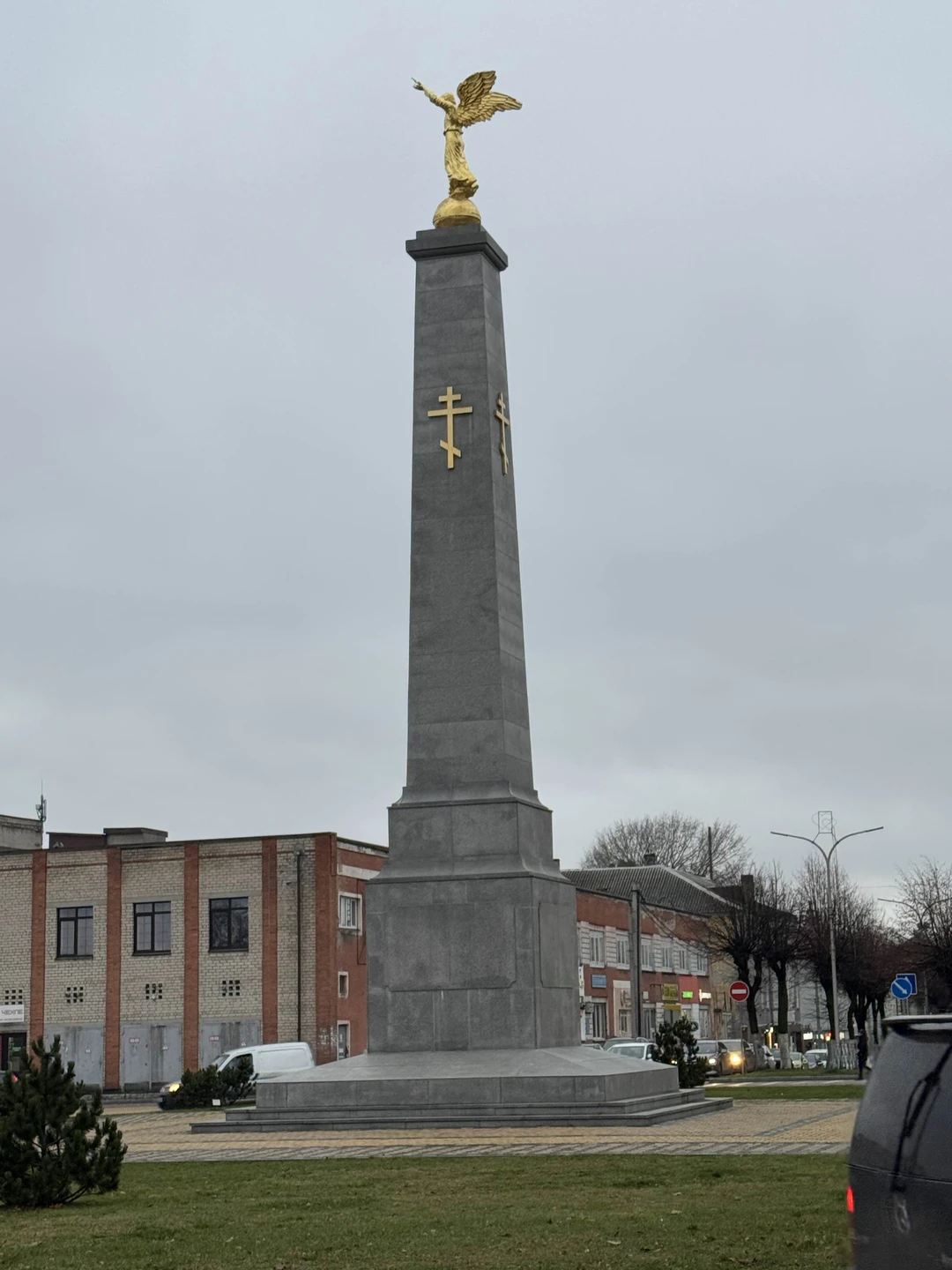 Роман - очень хороший экскурсовод. Отвечал буквально на все вопросы и по-новому открыл для меня родной край