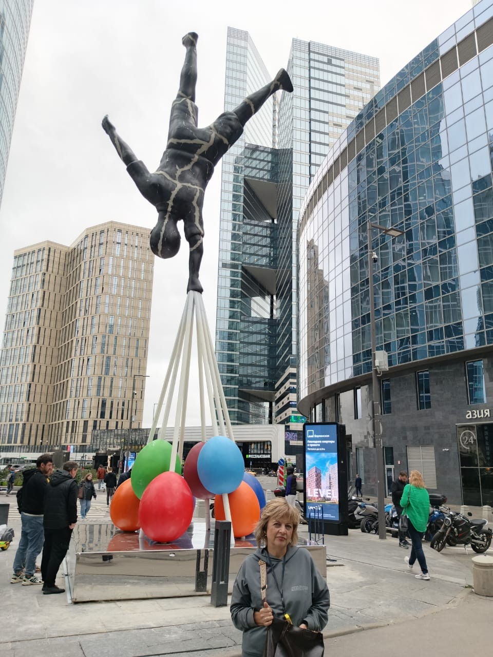 К небоскрёбам по Москве-реке - путешествие в мир облаков (Ольга)