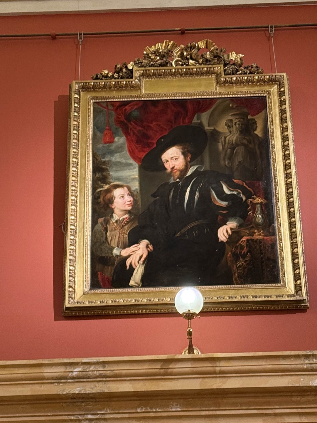 Это была лучшая наша экскурсия в Санкт-Петербурге! Потрясающе интересный, увлекательный рассказ Елены перенес нас с мужем