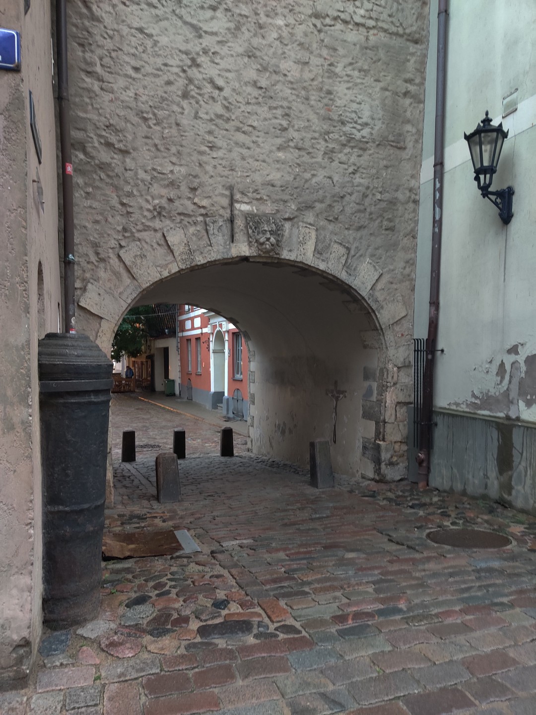 Лия прекрасный знающий гид. Очень важно даже в дождливый день когда многие отменяли экскурсии она пришла