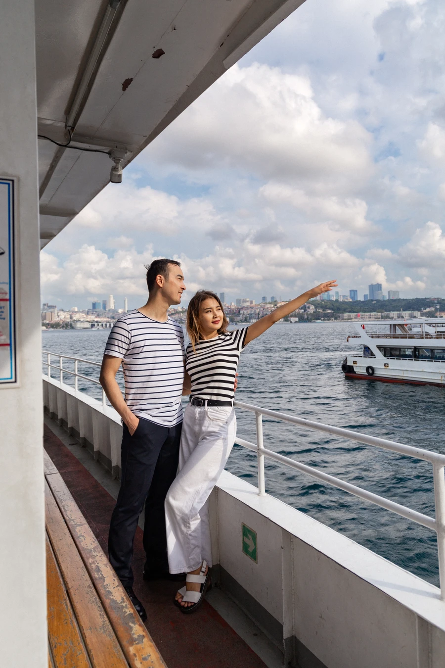 Морская фотопрогулка на кораблике (2/24)