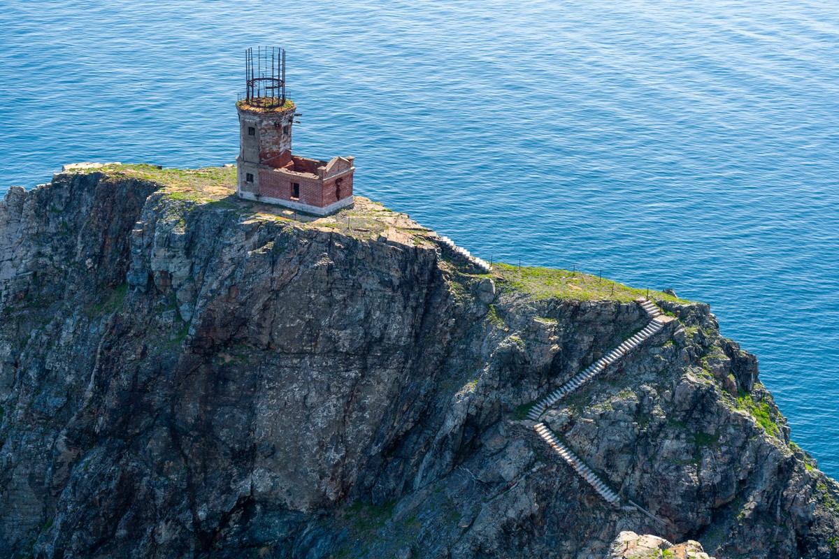 Экскурсия На катере — к острову Аскольд (из Владивостока)