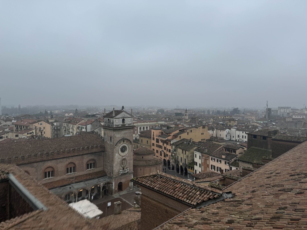 Нона прекрасный экскурсовод - всем советую открыть этот для себя и друзей