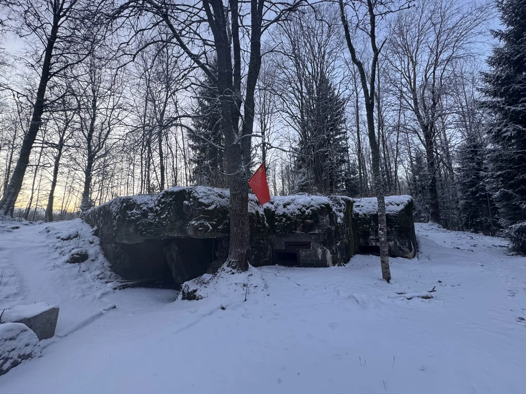 По тропам линии Маннергейма: подземные бункеры в карельских лесах (Agata)