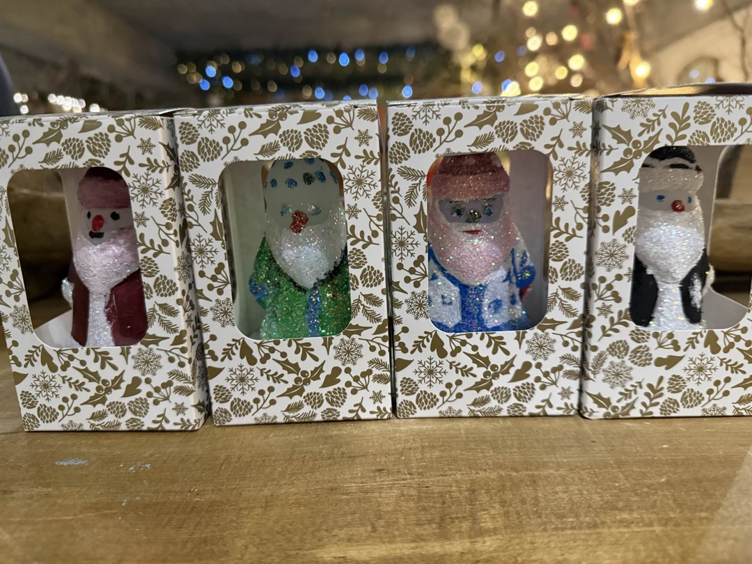 Мир ёлочных игрушек в Великом Новгороде: экскурсия и мастер-класс (Мария)