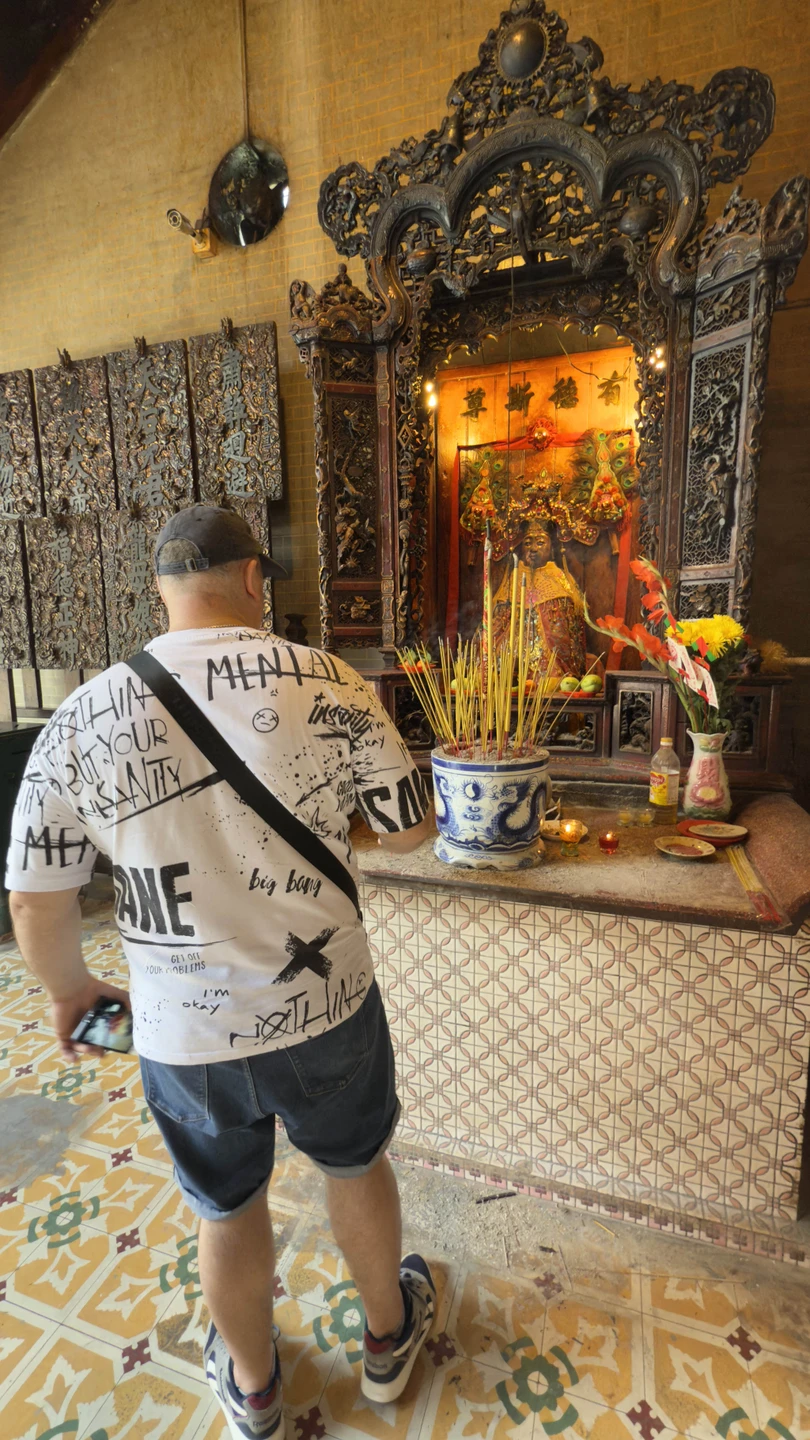 Хочу высказать слова благодарности за сегодняшнюю экскурсию по Хошимину и гида Германа. Все прошло отлично: наполнение