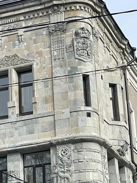 Очень хорошая и познавательная экскурсия. Узнали очень много нового из истории Выборга! Увидели практически все достопримечательности