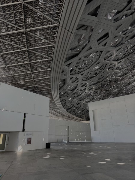 Блистательный Абу-Даби (Гусейнов)