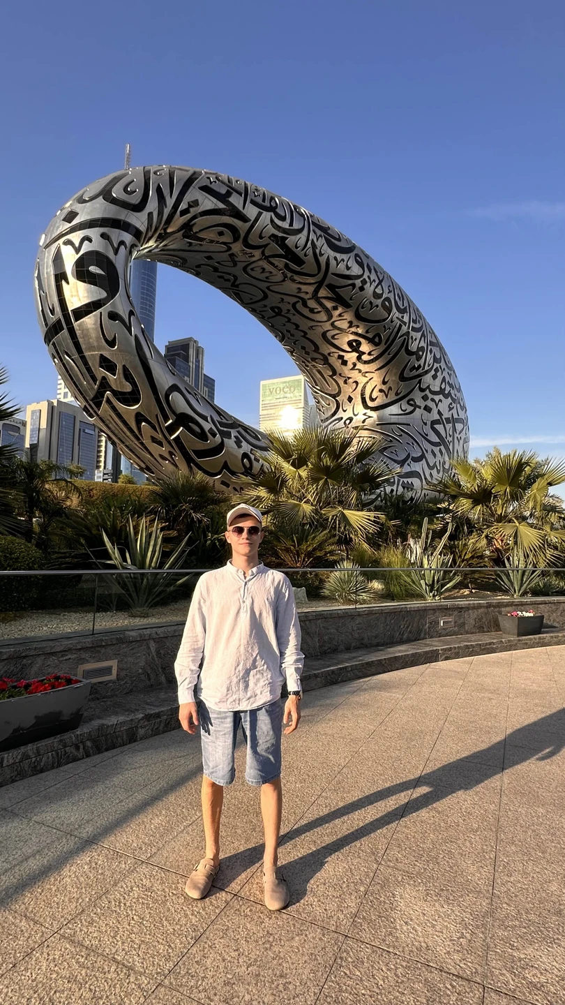 Не люблю писать отзывы, НО, сегодня захотелось от всей души поблагодарить Тимура за проведенный день!