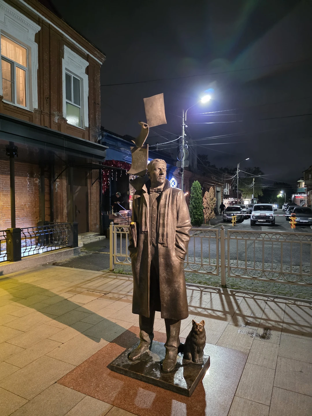 Очень хорошая экскурсия и отличная работа гида. Нестандартная в самом хорошем понимании экскурсии с интересной подачей