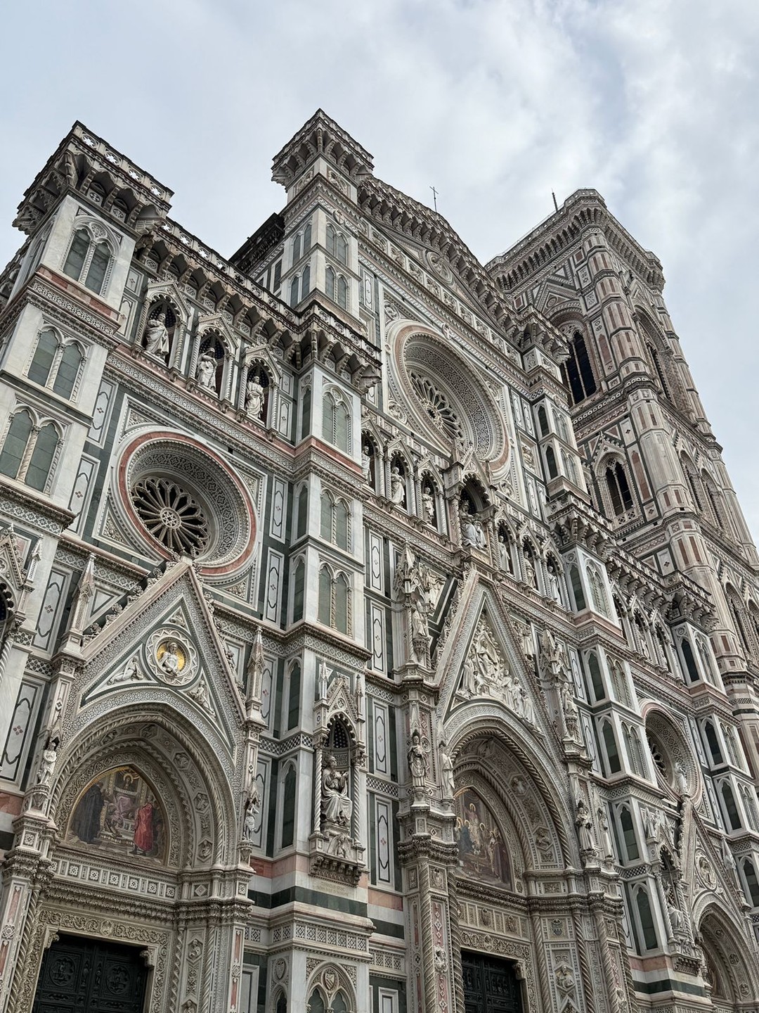 Екатерина провела для нас удивительную экскурсию по необыкновенной Флоренции. Получили огромное удовольствие от прогулки, узнали много