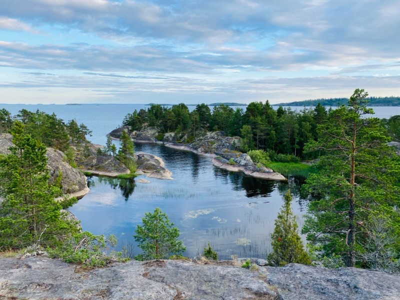 Прогулка на катере по Ладожским шхерам