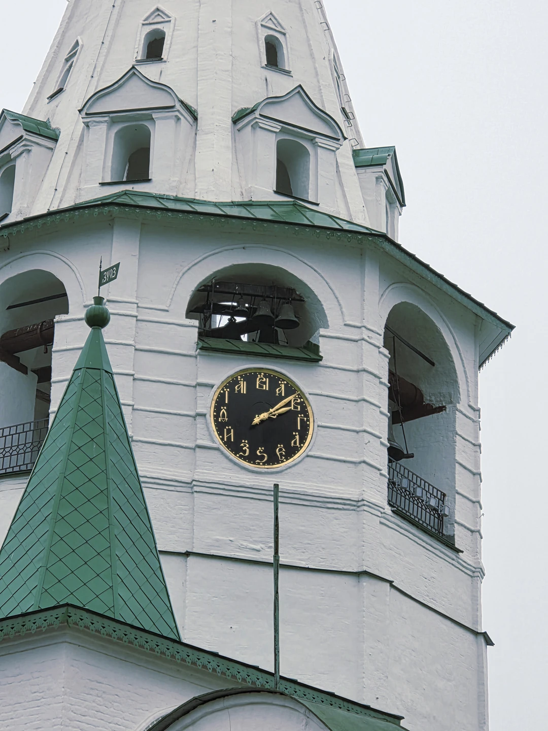 Отличная экскурсия. У гида получилось заинтересовать фактами и историями о городе. Материал не перегружен датами, все