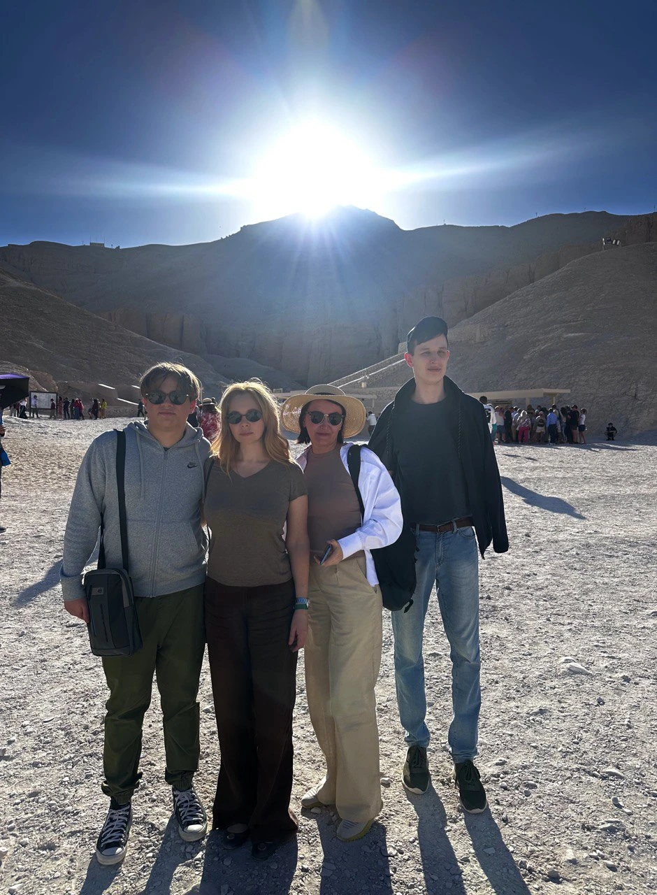 Экскурсия в Луксор была с самым лучшим гидом, Тахой! Тонкое чувство юмора, деликатность. Историческая информация подавалась