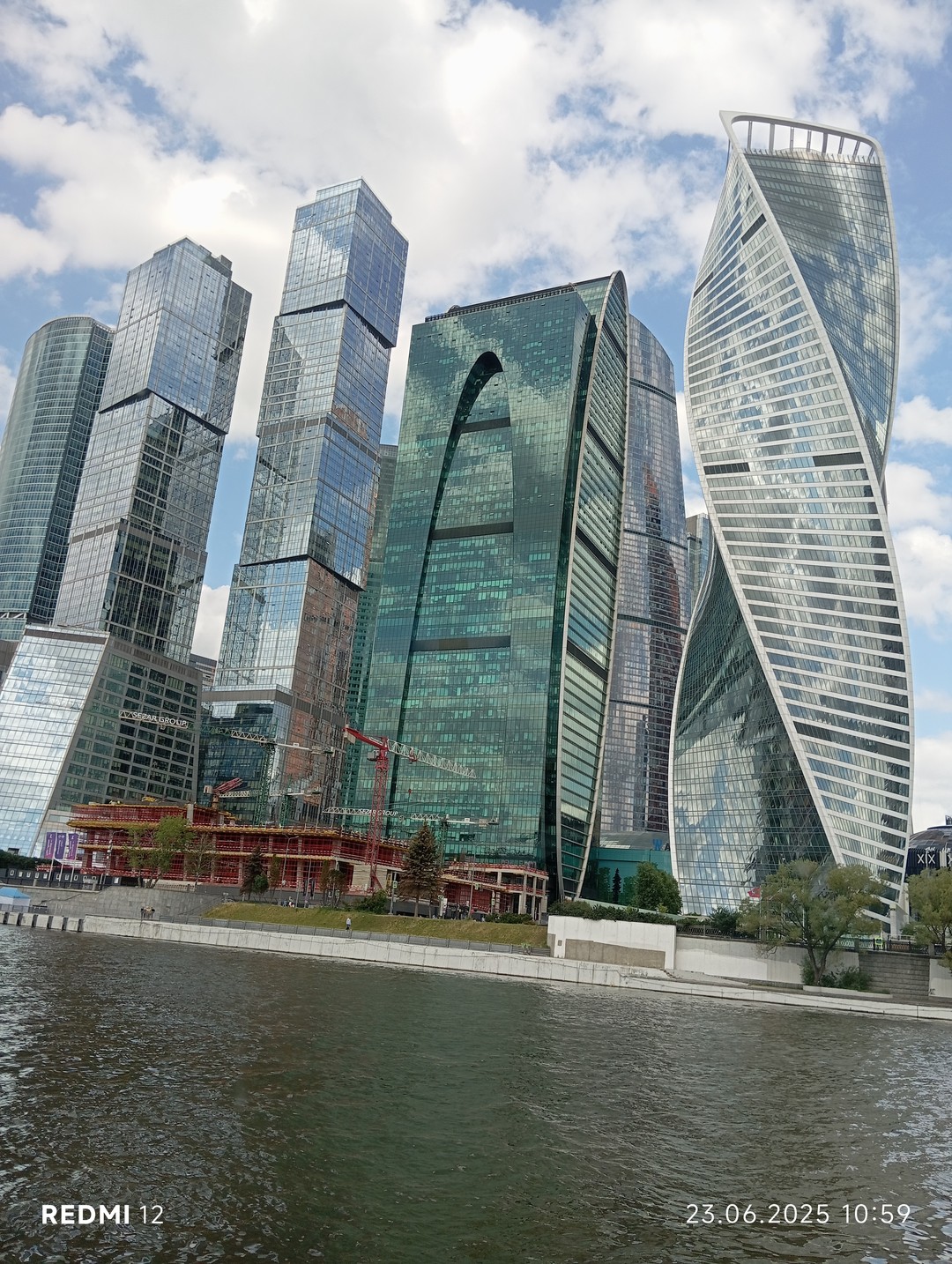 К небоскрёбам по Москве-реке - путешествие в мир облаков (Наталья)