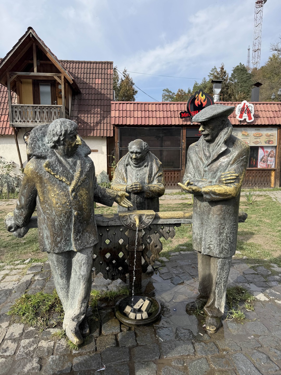 Экскурсия великолепная 😍 Огромное спасибо Арчи за возможность познакомиться с красотами Армении. Дорога пролетела быстро, останавливались