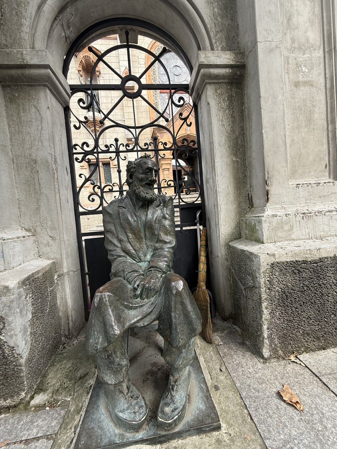 Прекрасно провел время. Влад - большой профессионал своего дела, с учетом того, что наша компания из