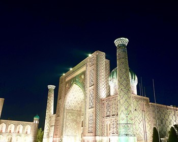 Прогулка по Самарканду: усыпальница Тимуридов, Регистан, некрополь Шахи-Зинда и восточный базар