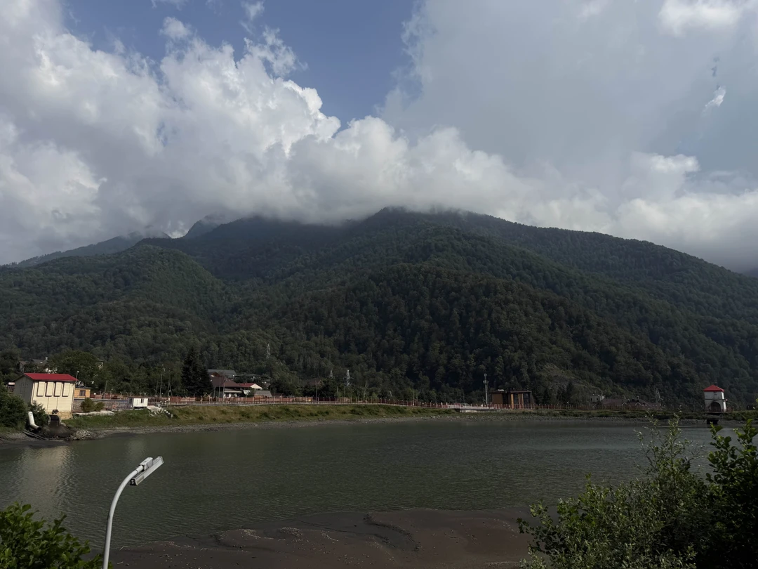 Были на джип-туре с Алексеем. Было шикарно, посетили значимые места, параллельно с этим были интересные беседы