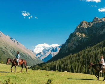 Конная прогулка, купание в источниках, смотровая ущелья Джеты-Огуз