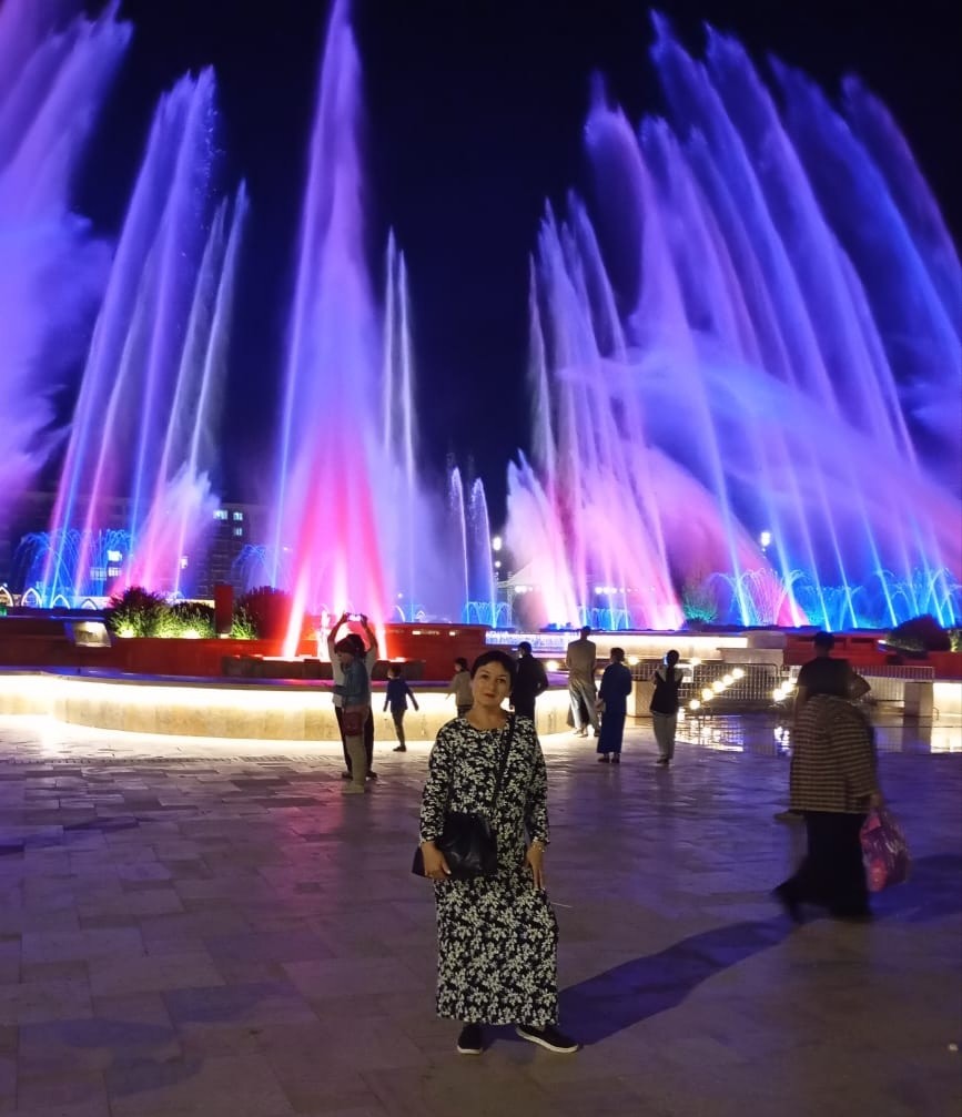 Экраноплан «Лунь», Дербент и вечерние фонтаны (Галина)