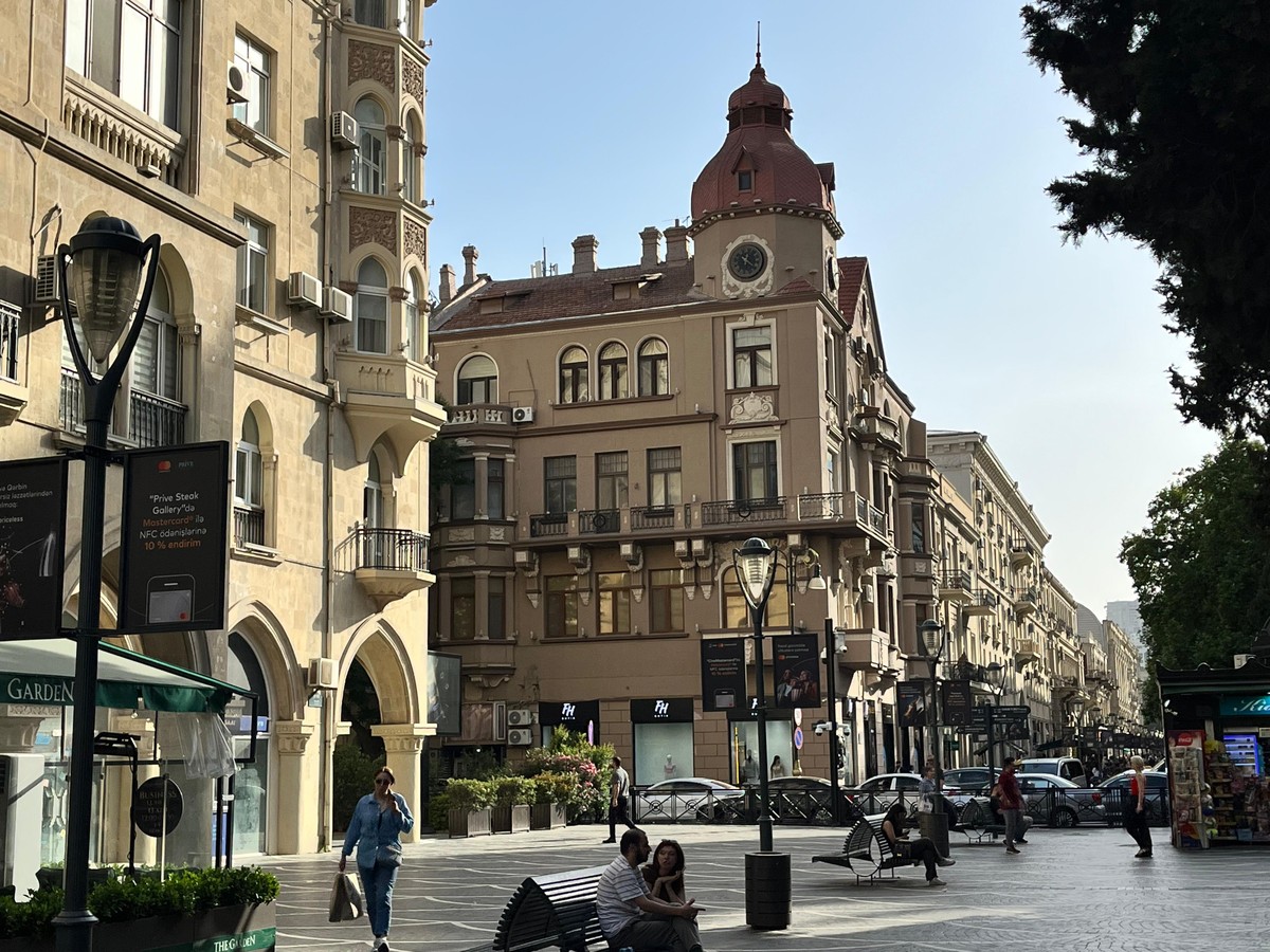 Экскурсия по центру Баку