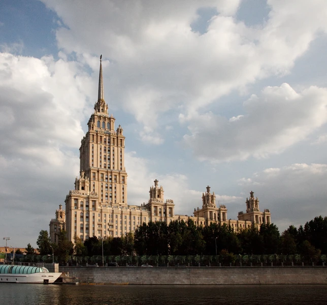 Сталинские высотки Москвы — мифы и реальность