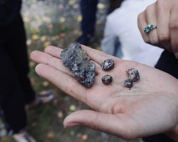 Посещение ГЭС и водопадов, свободное время или водная прогулка по Ладожским шхерам