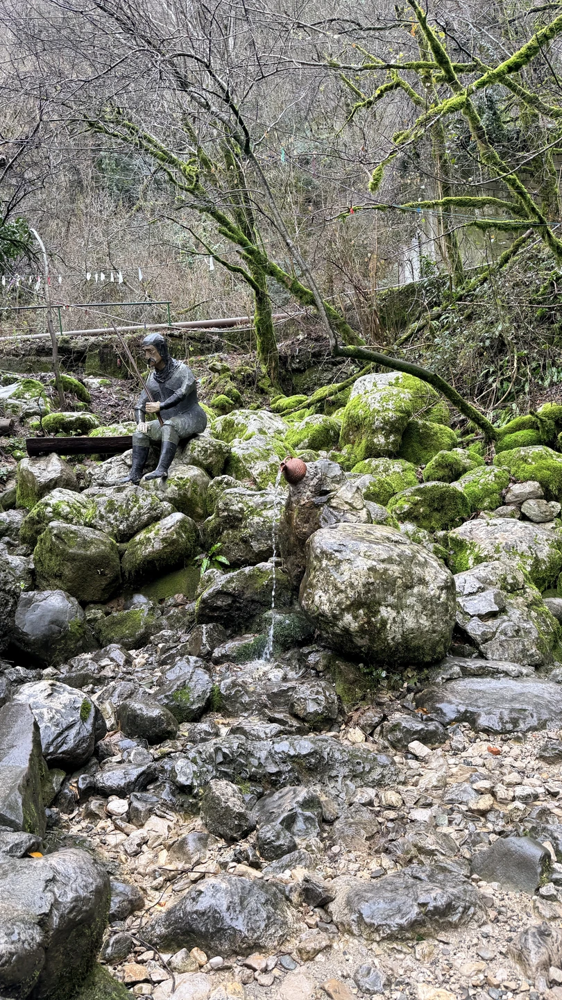 Спасибо огромное, все было очень здорово. У нас был экскурсовод Гамлет, который познакомил нас с вашей