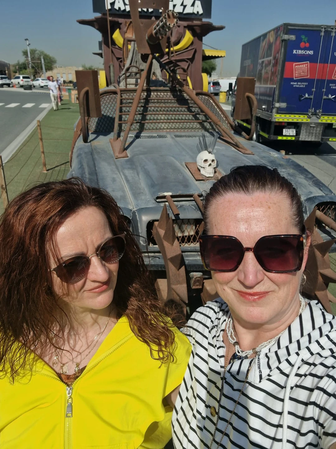 Провели прекрасный день в Абу даби. Много интересной информации узнали от гидов. Посмотрели достопримечательности. Удобный транспорт