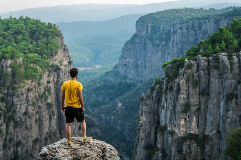 На внедорожниках по каньону Тазы и рафтинг по горной реке — из Антальи