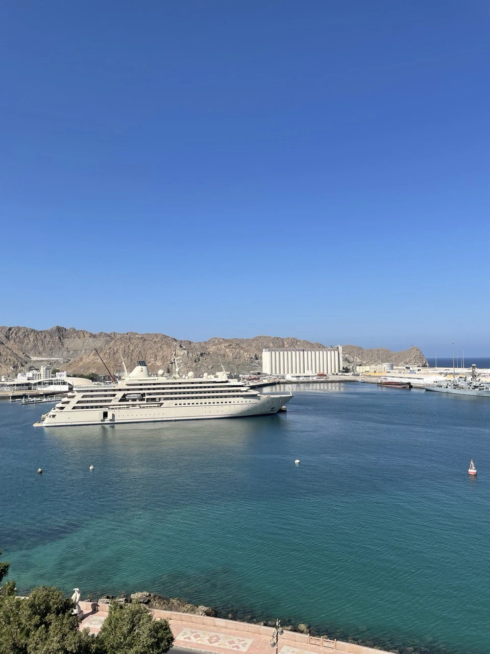 Отличная экскурсия, Алиса создала приятную и легкую атмосферу, благодаря чему время прошло насыщенно и незаметно. Посетили