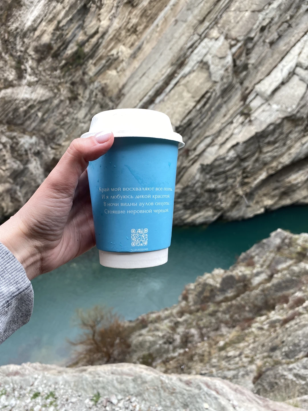 Восторг, начиная от прогулки на катере до легенд об образовании бархана