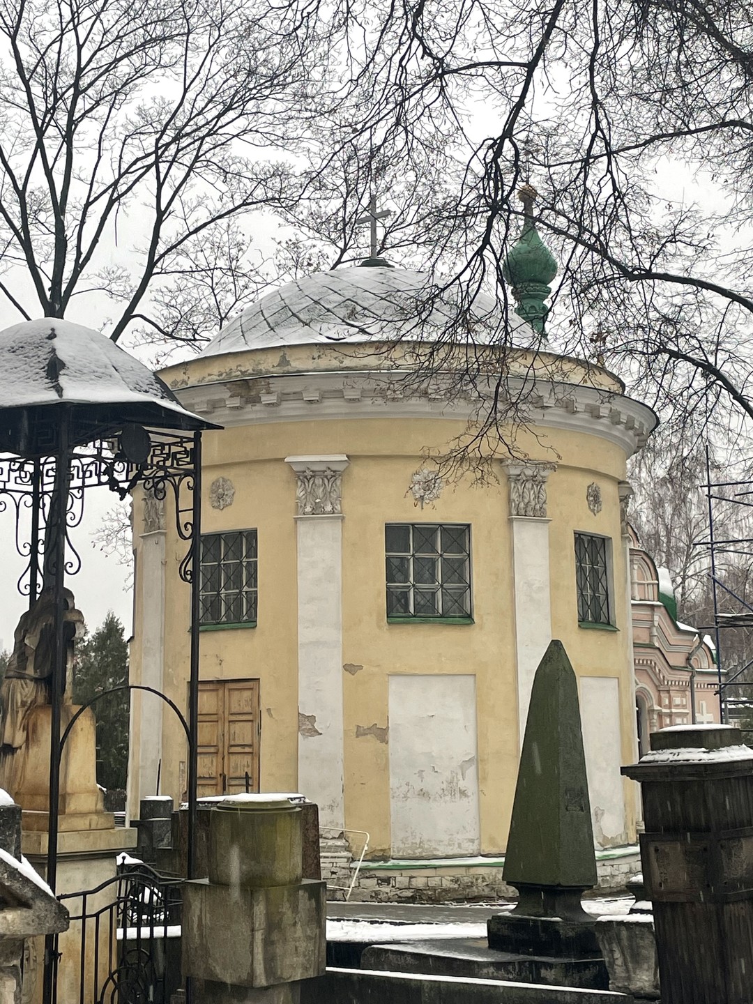 Некрополь Донского монастыря (Надежда)