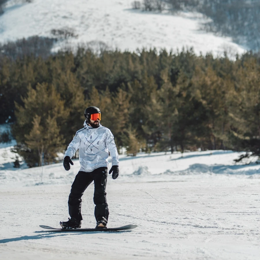 Монастырь Сагмосаванк и горнолыжный курорт «Майлер»