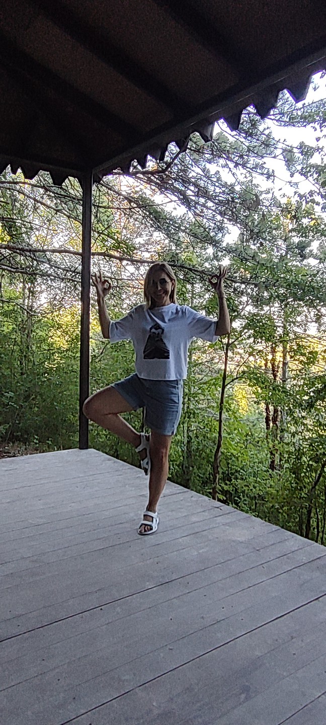 Здравствуйте, очень понравился индивидуальный тур по ЭКО тропе в Абрау и катание на Сапах. Рекомендую 💯