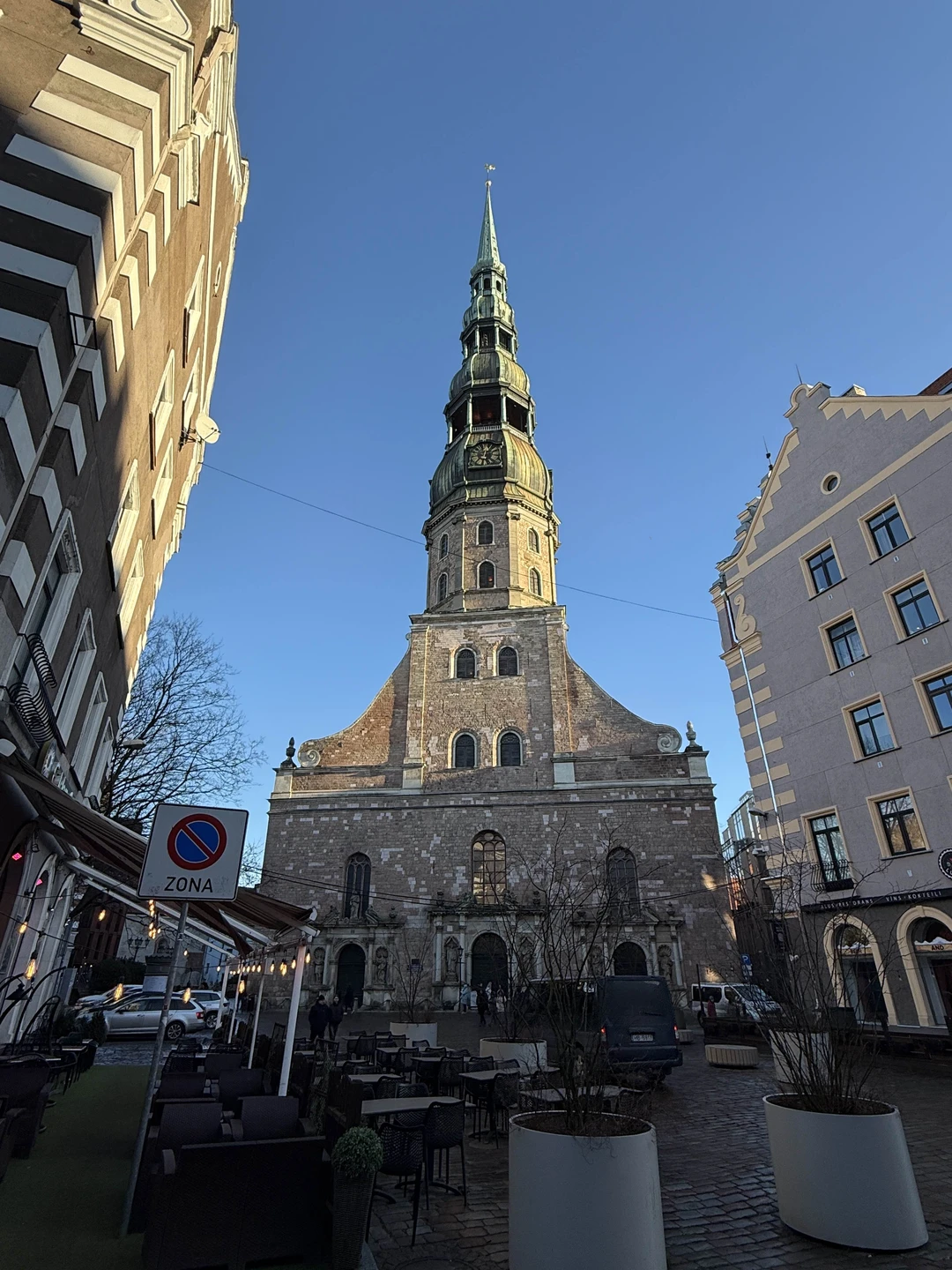 Экскурсия оставила самые тёплые впечатления! Наш гид Елена — настоящая энтузиастка своего дела, с любовью рассказывает