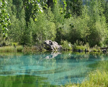Самая живописная дорога России, древние петроглифы и волшебное озеро