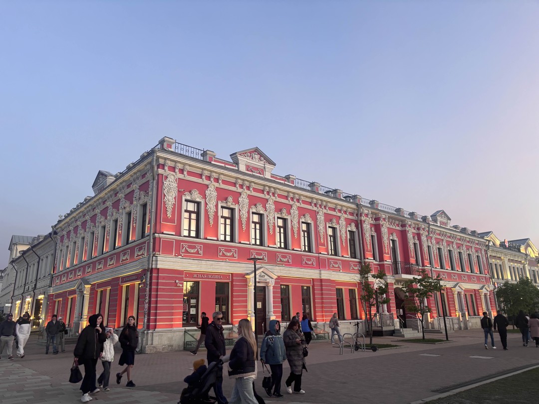 Сборная вечерняя пешеходная экскурсия по историческому центру Тулы (Элена)