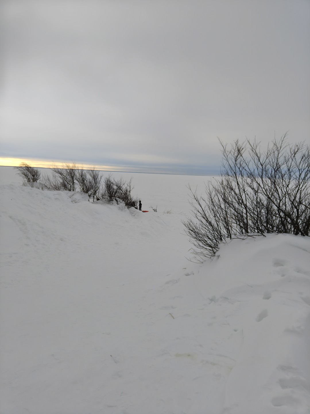 Сергей отличный гид! 👍 Нам очень понравилось с ним ездить и к Северному сиянию ночью и