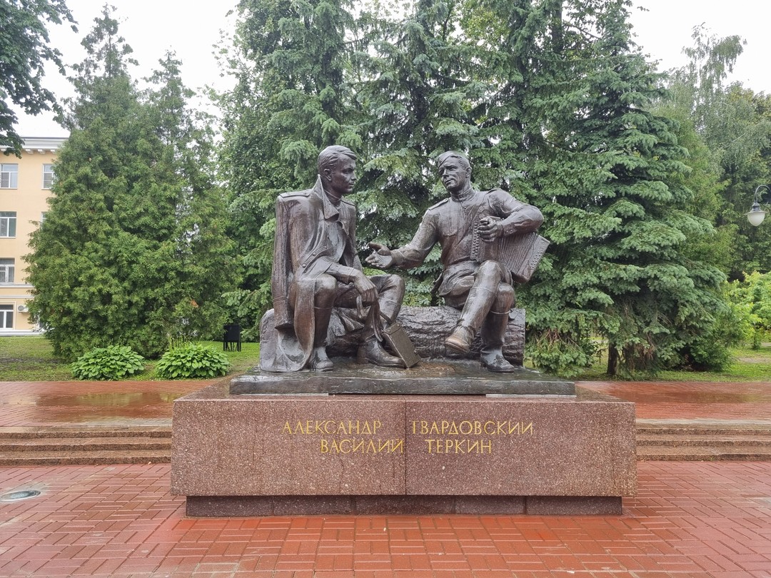 Дмитрий, спасибо огромное! Экскурсия очень понравилась всем: и взрослым, и детям. Узнали много интересного о городе