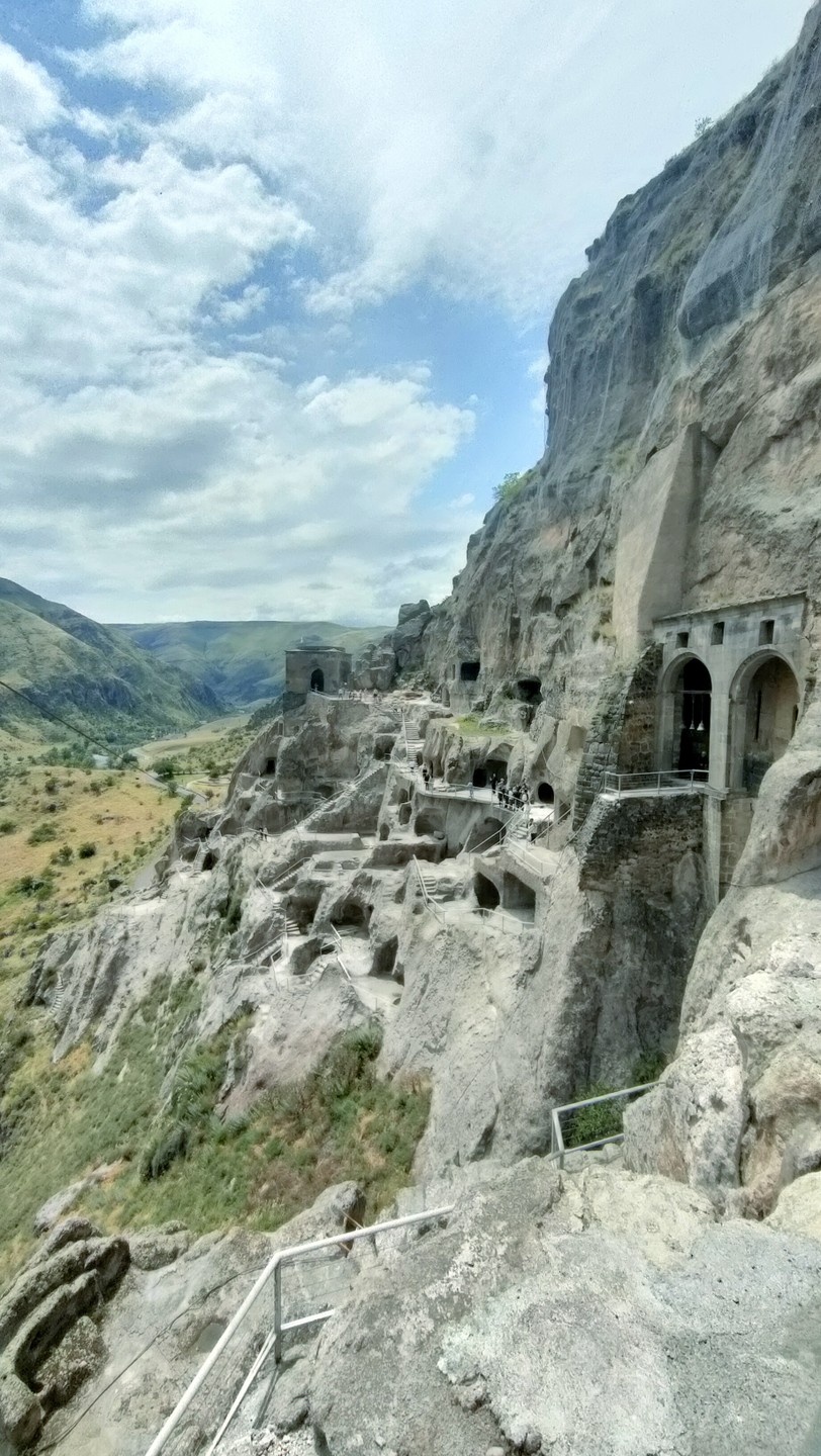 Боржоми, Вардзия и крепость Рабат на микроавтобусе (Татьяна)