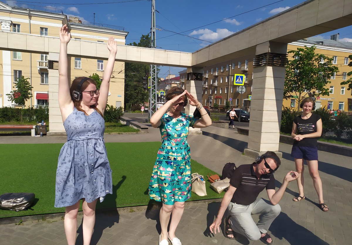 Слушая Петрозаводск: спектакль-прогулка в наушниках (7/10)