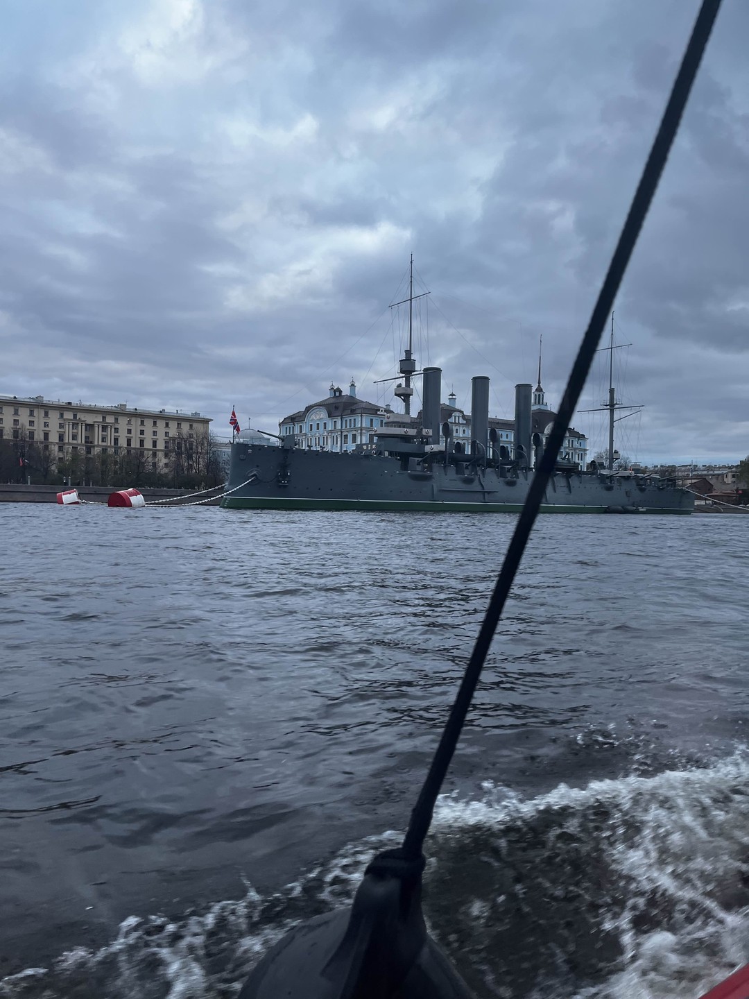 Вояж на теплоходе с авторской экскурсией и живой музыкой (Татьяна)