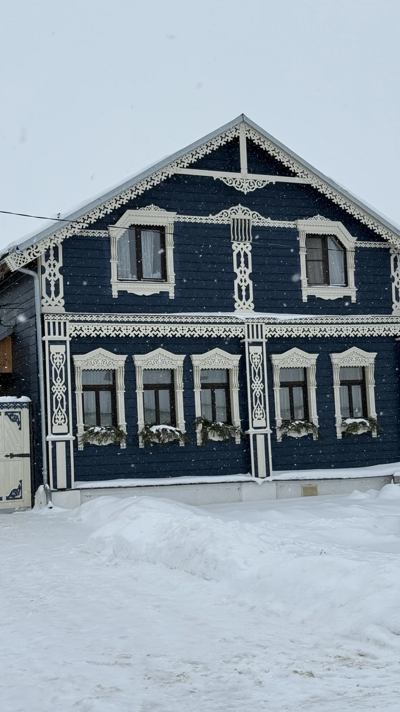 Огромное спасибо Александру за экскурсию по Суздалю. Мы прошли по по интересному маршруту, узнали много истории
