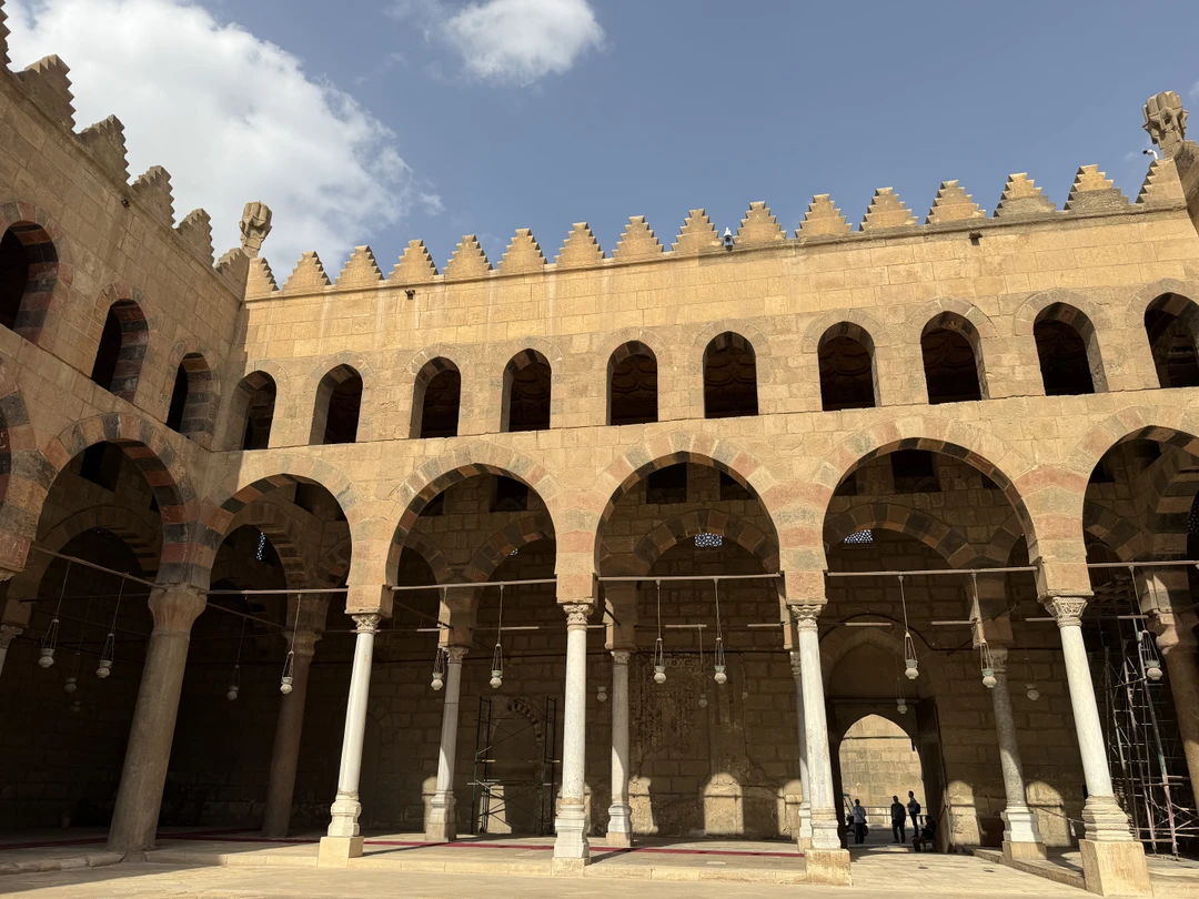 Огромное спасибо Ахмеду за эти потрясающие два дня! Все четко распланировано, но при этом нет чувства